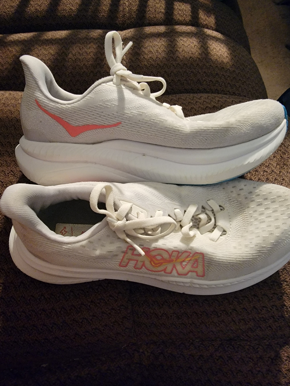 Hoka MACH 6 Women's White Running Shoes with Coral Logo
